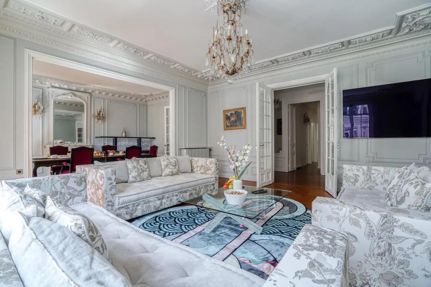 Apartment 213 M2 Prestige Eiffel Signature *